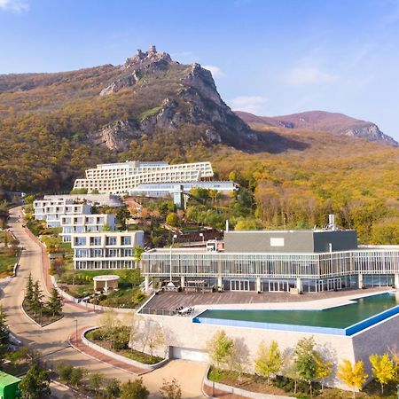 Qalaalti Hotel & Spa Галаалты Экстерьер фото The resort in 2015