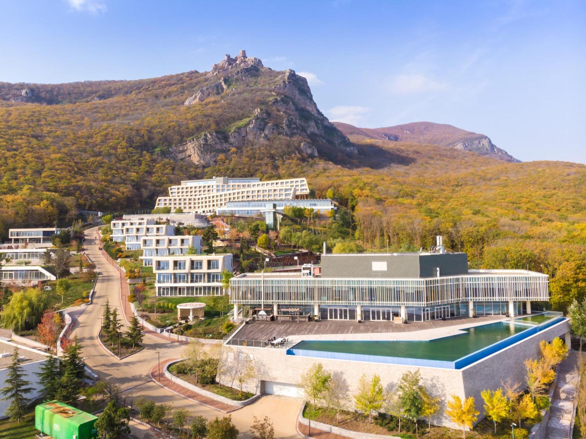 Qalaalti Hotel & Spa Галаалты Экстерьер фото The resort in 2015